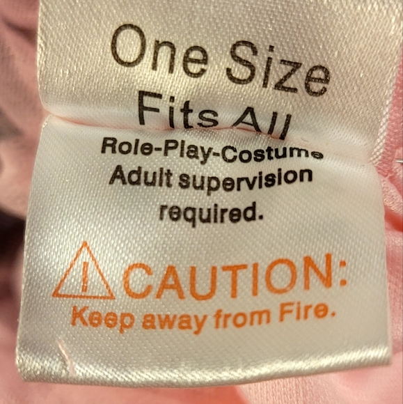 Girls strawberry color tutu - Picture 3 of 5